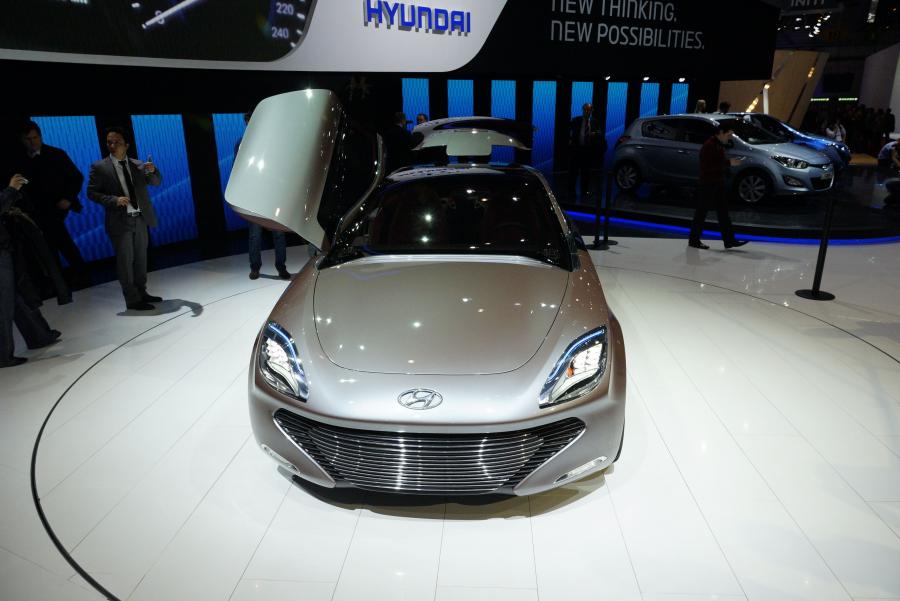  Hyundai i-oniq Concept 2012 года  (фото 48 из 65)